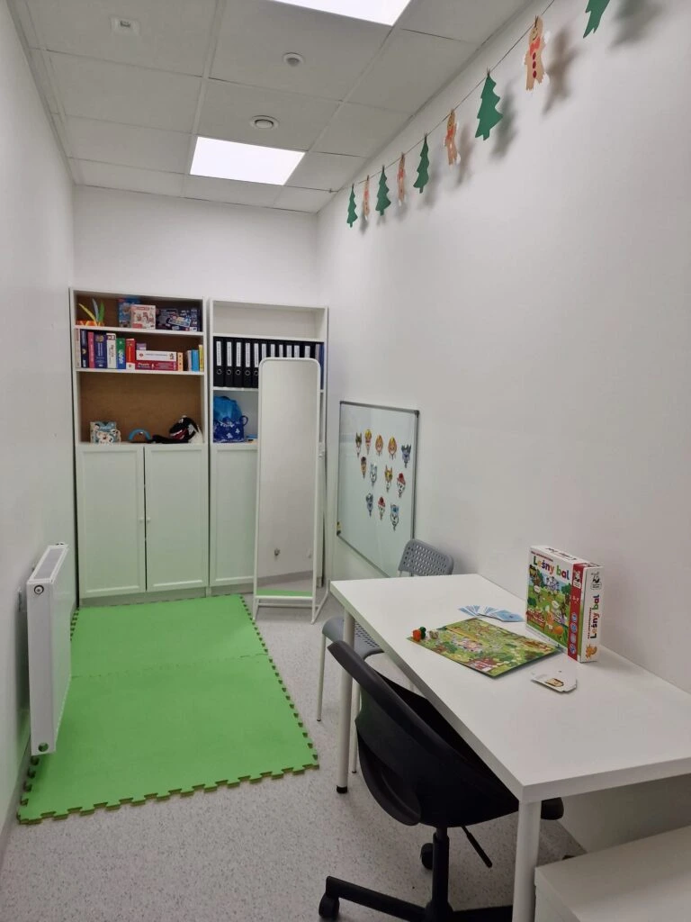 Gabinet terapeutyczny do indywidualnych zajęć logopedycznych i psychologicznych.